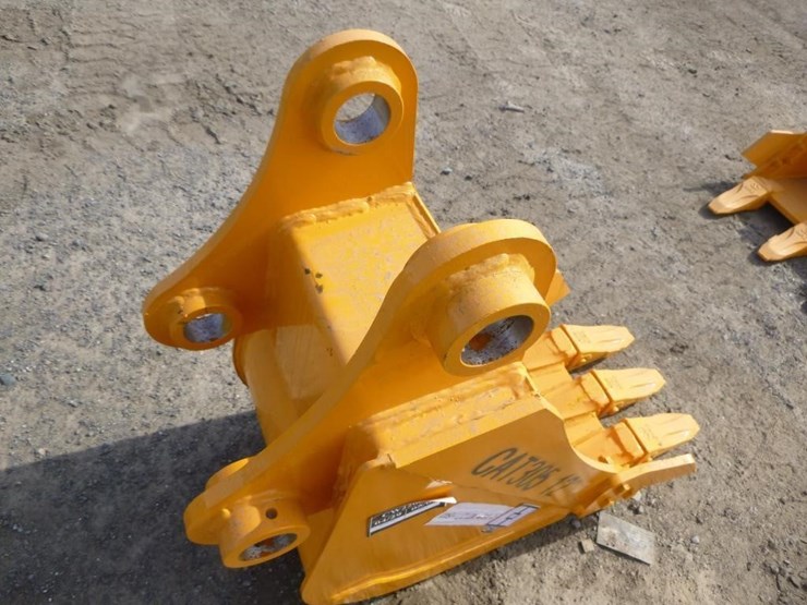 caterpillar-305-image-5