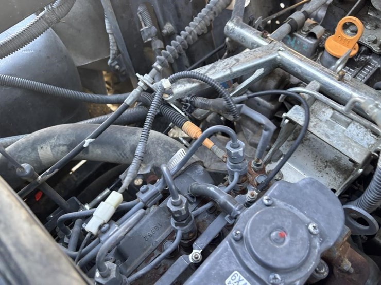 2020-kubota-rtv-x900-image-25
