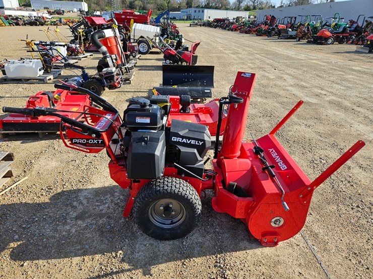gravely-proqxt-image-6