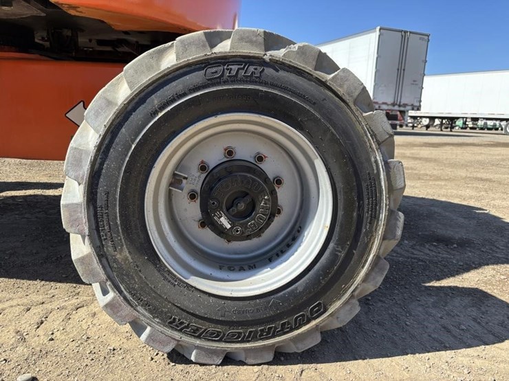 2019-jlg-450aj-image-25