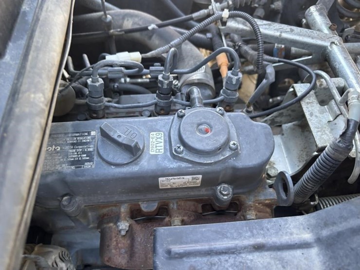 2020-kubota-rtv-x900-image-24