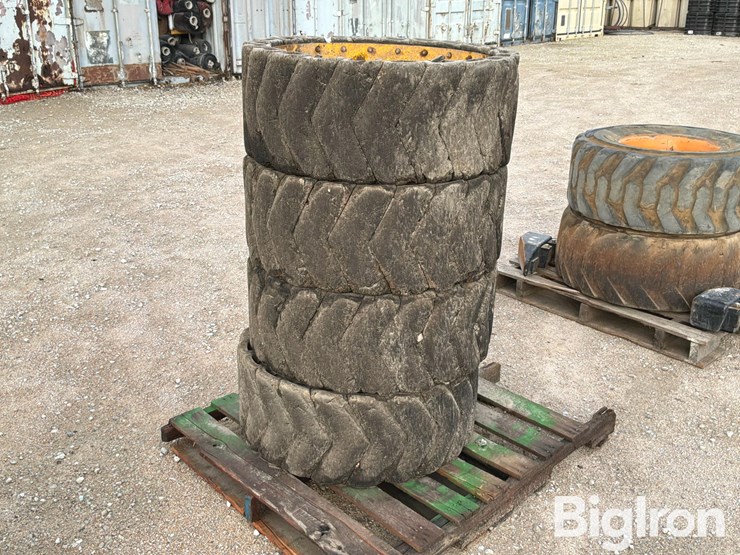 skid-steer-demolition-tires-image-14