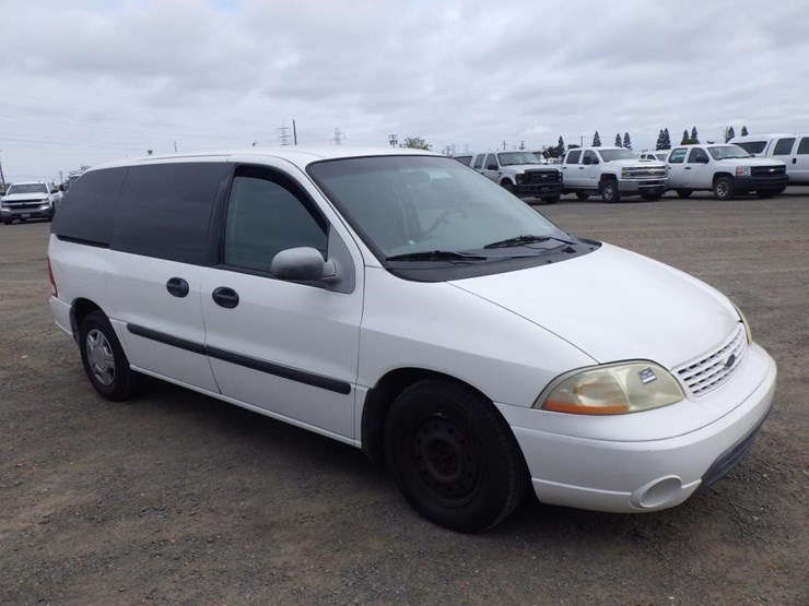 2003-ford-windstar-image-2