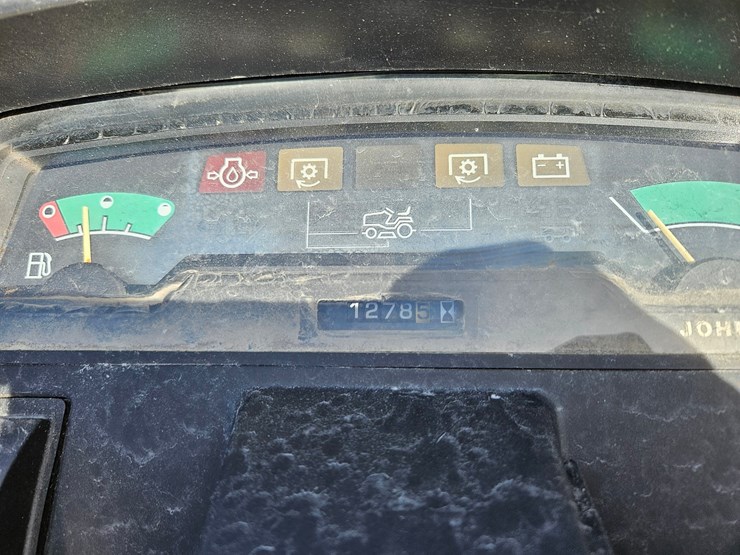 john-deere-425-image-24