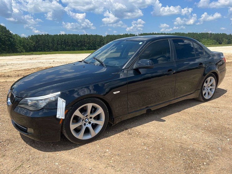 2010-bmw-535i-4-door-sedan-(171,524-miles)-image-1