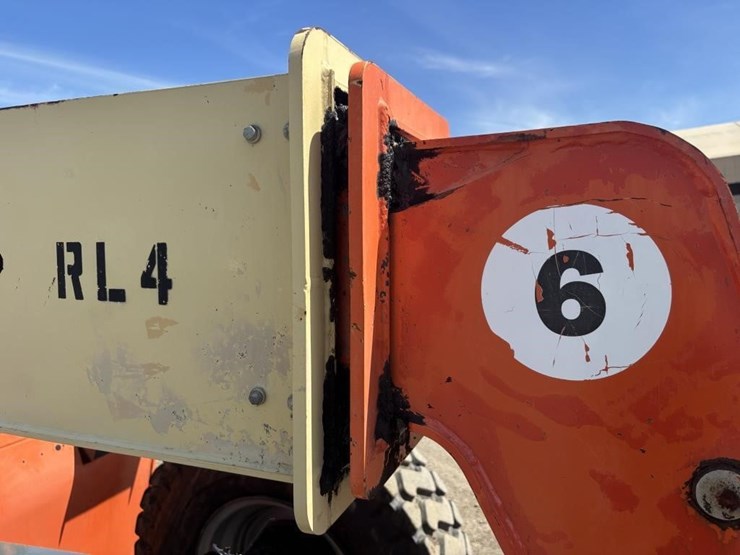 2005-jlg-g6-42a-image-16