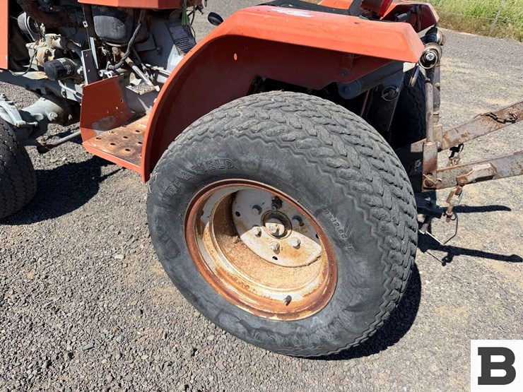 1983-massey-ferguson-1010-image-15
