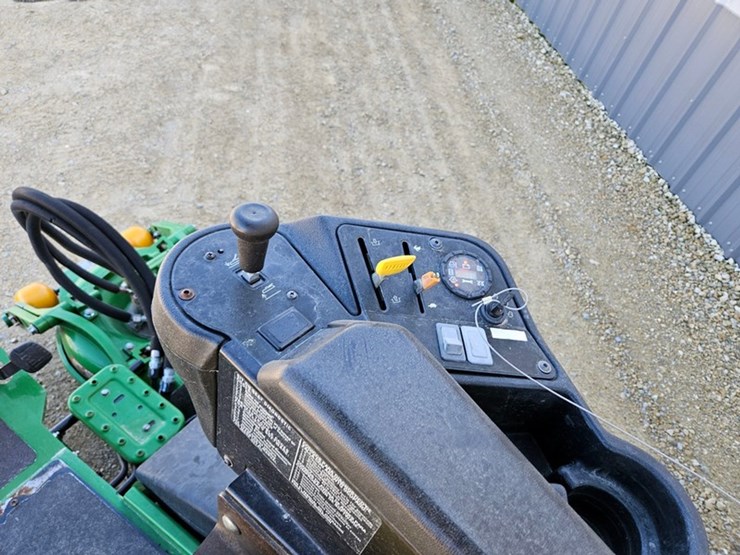 john-deere-8800-image-24