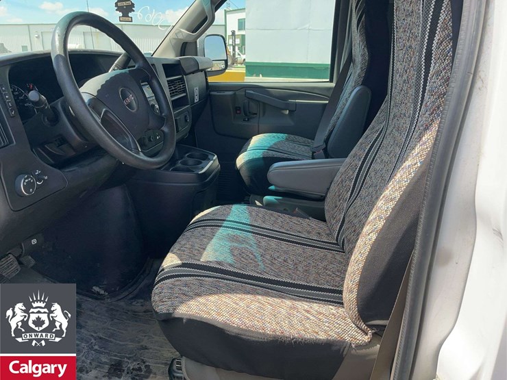 2016-gmc-3500-image-13