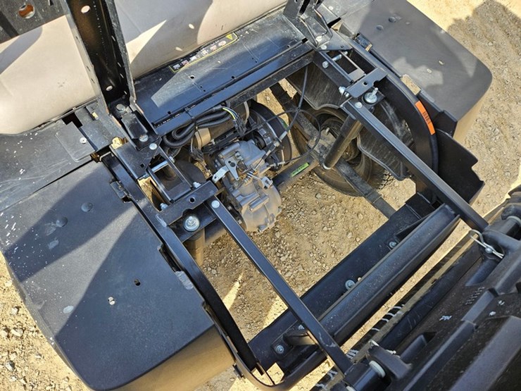 #5079-•-cushman-turf-truck-image-15
