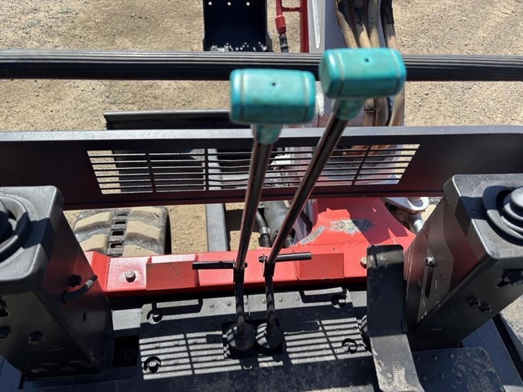 takeuchi-tb025-image-26