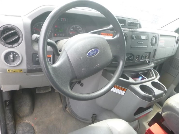 2011-ford-e350-image-20