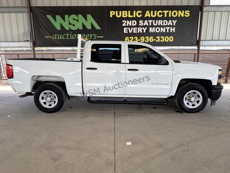 2015-chevrolet-silverado-1500-image-1
