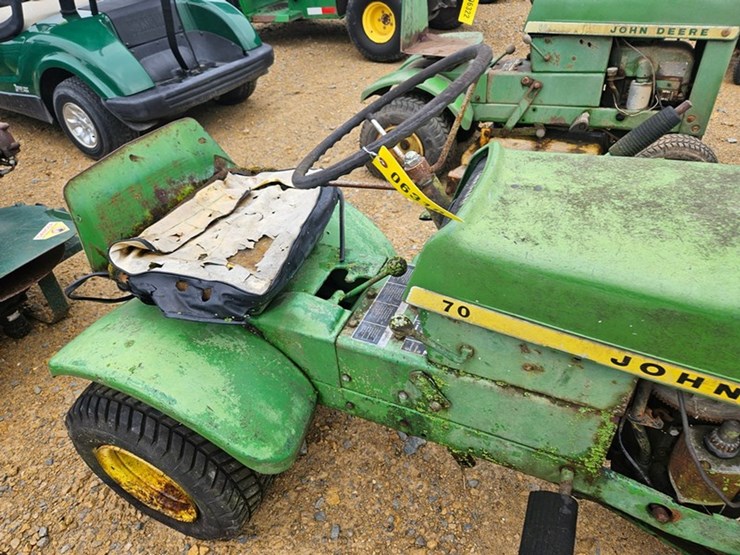 john-deere-70-image-10