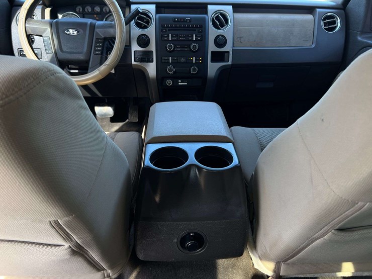 2010-ford-f150-image-39