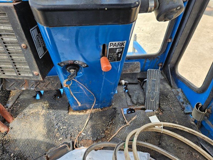 new-holland-cm274-image-29
