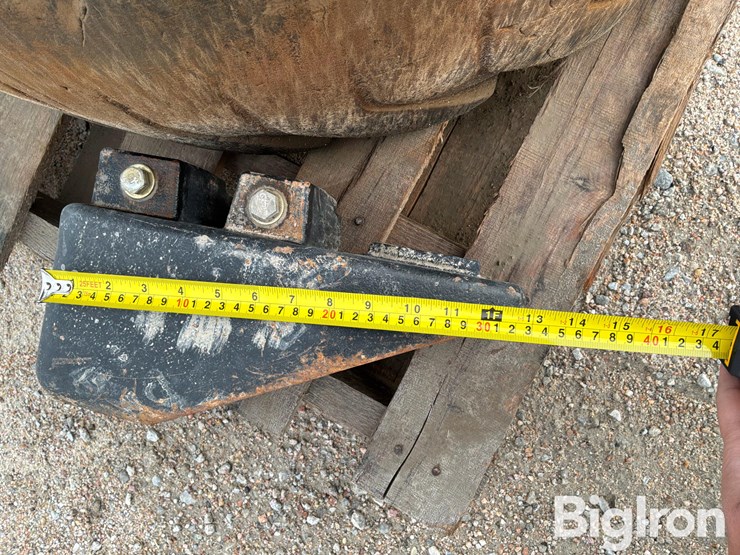 caterpillar-14-image-19
