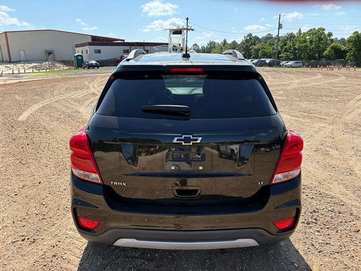 2019-chevrolet-trax-4-door-suv-(131,255-miles)-image-6