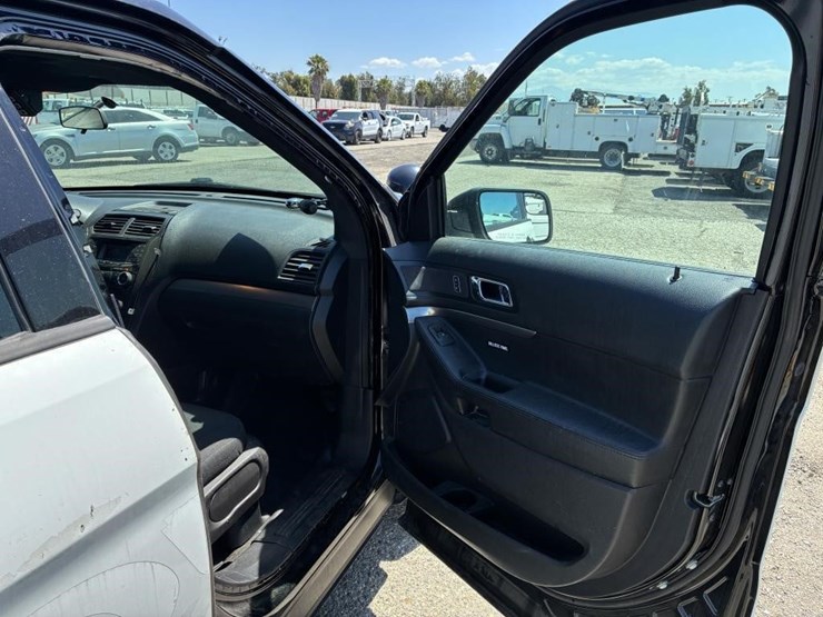 2018-ford-explorer-police-interceptor-image-8