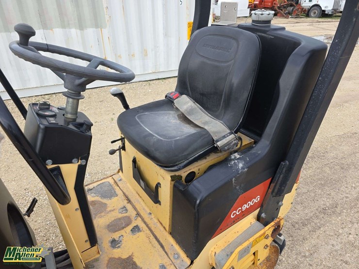 2008-dynapac-cc900g-image-10