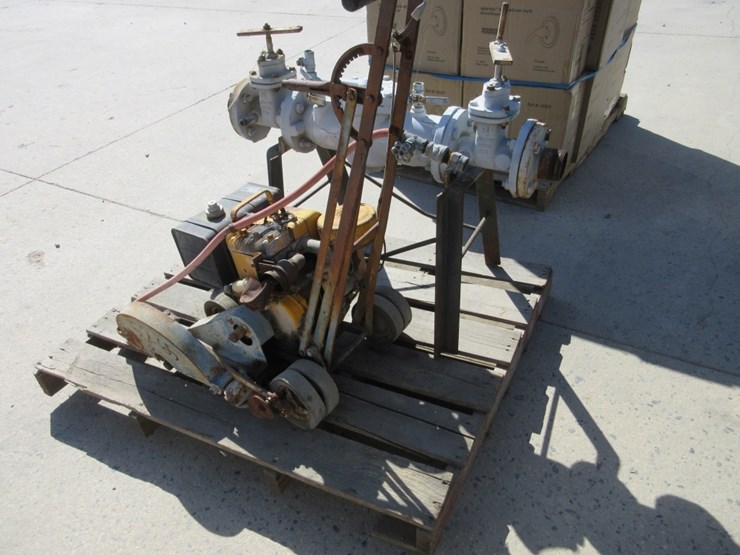 lot-of-walk-behind-concrete-saw,-image-3