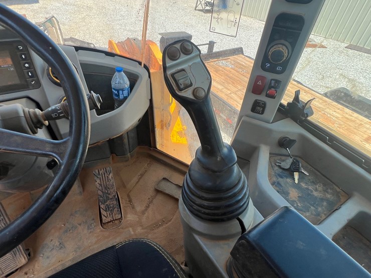 2023-jcb-437zx-image-27