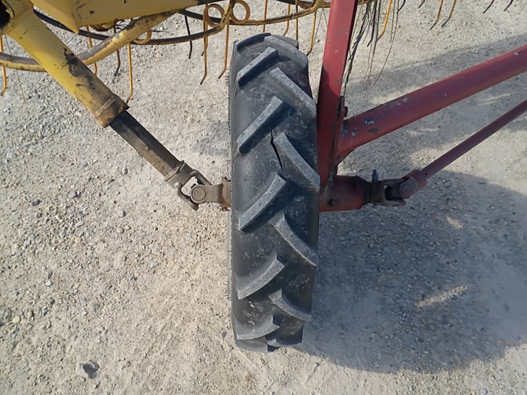 new-holland-256-image-16
