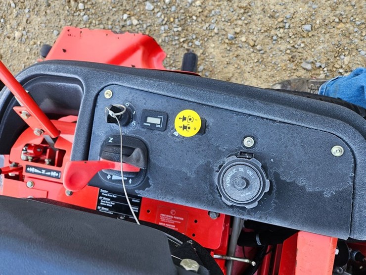#5090-•-simplicity-zero-turn-mower-image-21