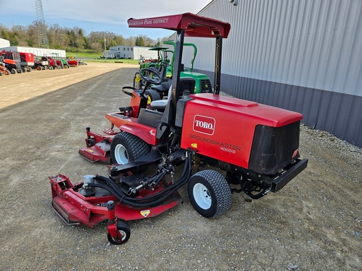 toro-groundsmaster-4000d-image-3
