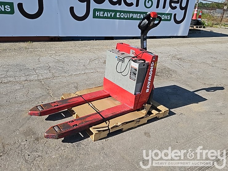 2014-raymond-102tf45l-image-1