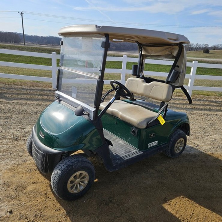 #5069 • EZ-GO Electric Golf Cart