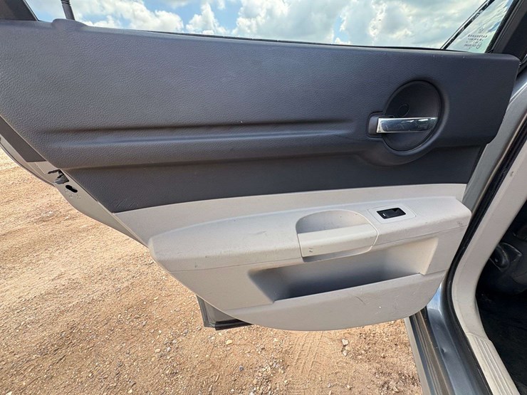 2007-dodge-magnum-4-door-wagon-(119,840-miles)-image-16