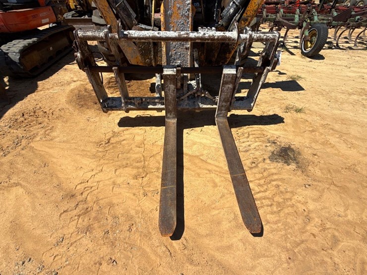 jcb-550-image-9