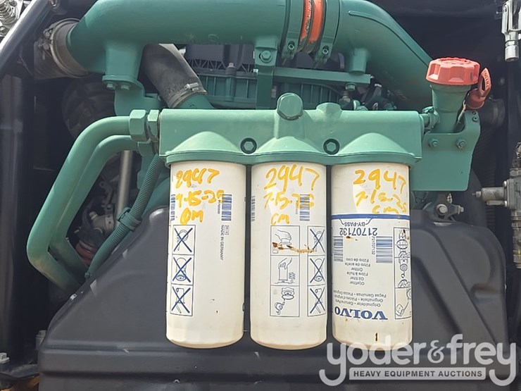 2022-volvo-a25g-image-36
