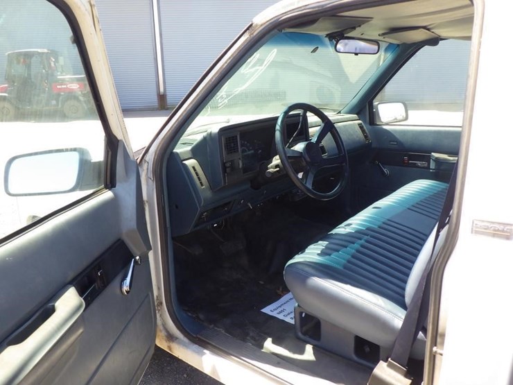 1990-chevrolet-2500-image-5