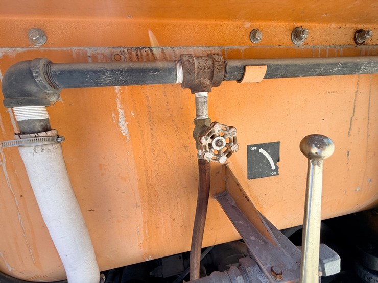 #24058-•-2009-voeller-mud-jack-h-200-image-63