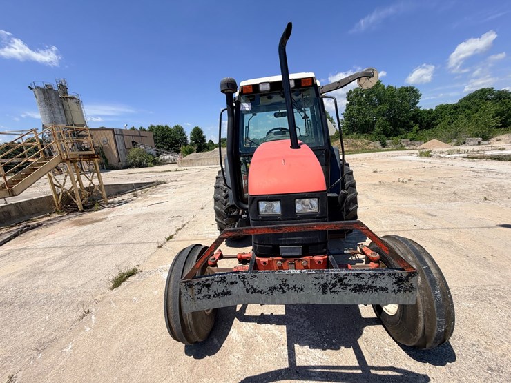 2000-new-holland-ts100-image-19