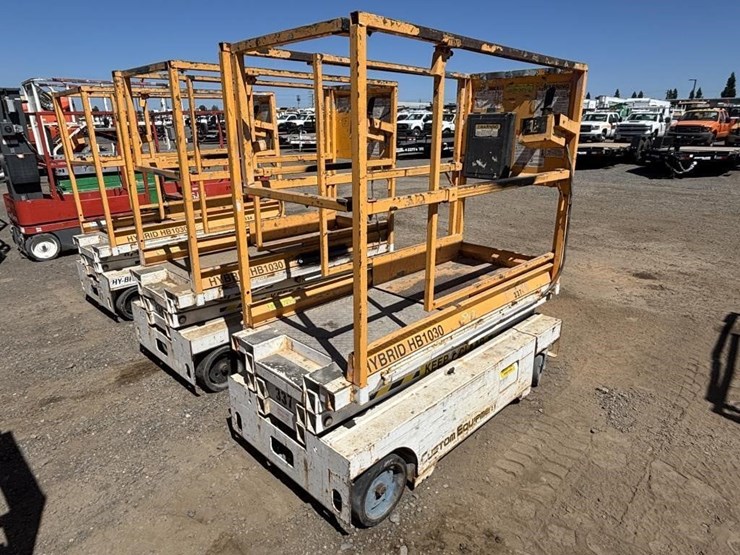 2005-custom-equipment-hb1030-image-3