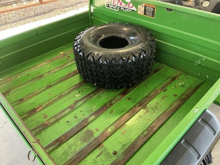 john-deere-gator-image-8