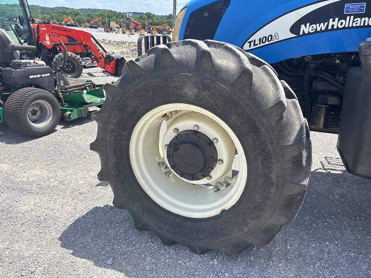 new-holland-tl100a-image-8