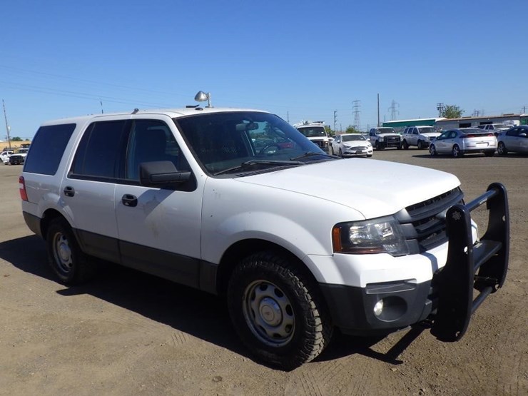 2017-ford-expedition-image-2