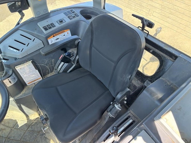 2020-bobcat-ct5558-image-31