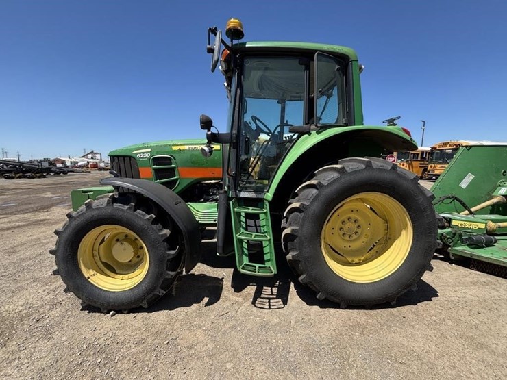 john-deere-6230-image-5