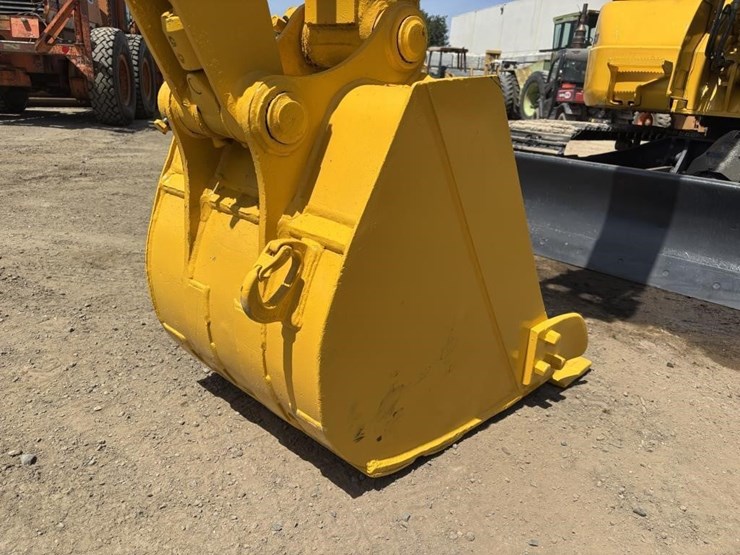 komatsu-pc78us-8-image-12