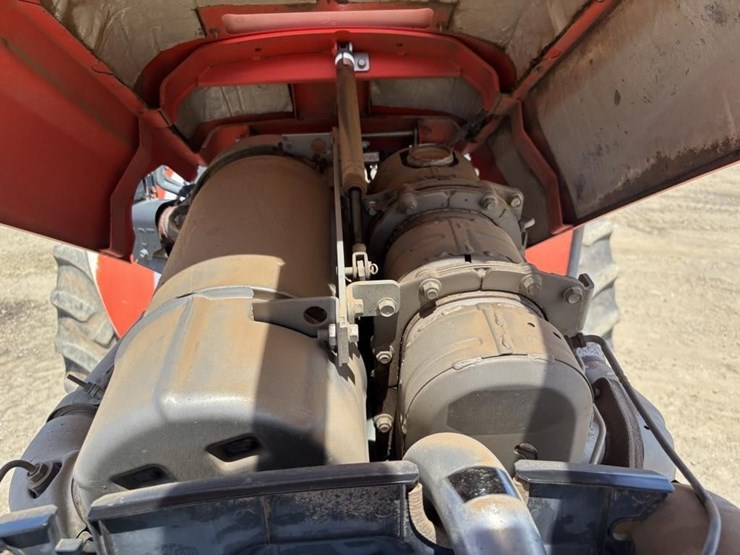 2018-kubota-m5-111d-image-38