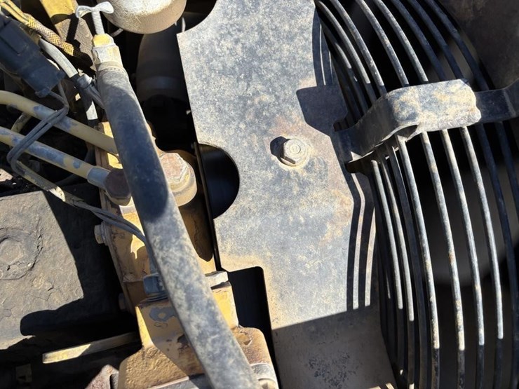 komatsu-pc200-l-image-62