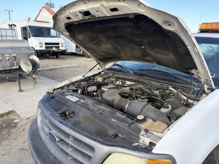 2004-ford-f150-image-8