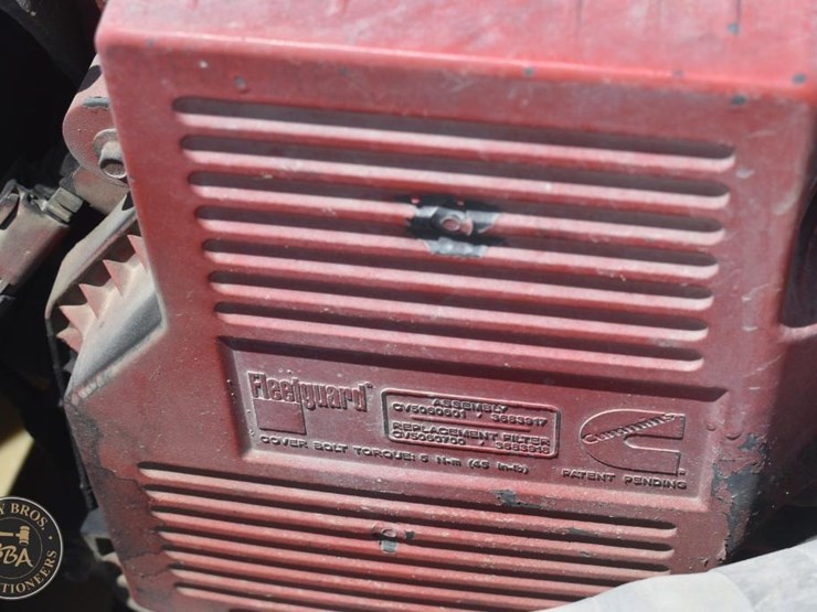 2010-international-prostar-image-31