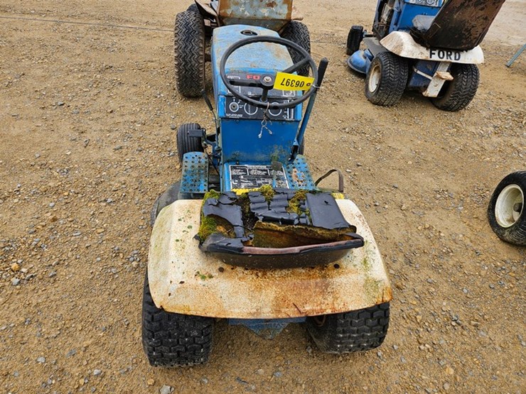 ford-tractor-image-4