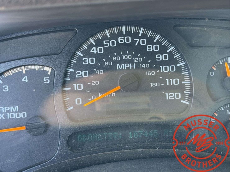2005-chevrolet-silverado-3500-ls-image-25